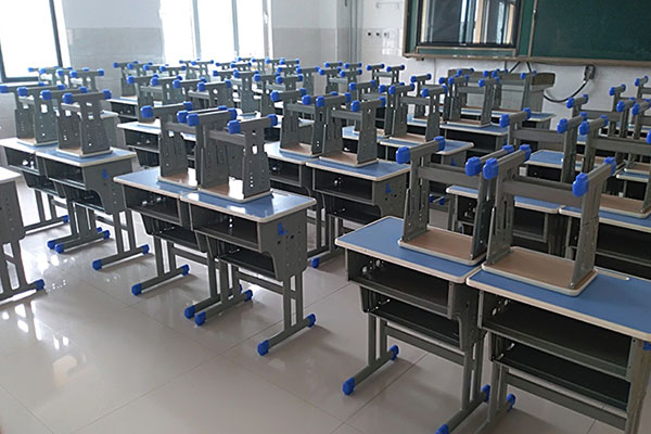 學校家具